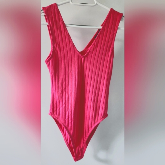 Zara Fuschia Bodysuit - Picture 1 of 4